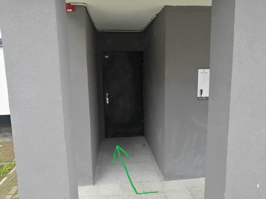 здаю в оренду підвал є електрика 220V Львів вул Надійна комірка 5.7м²