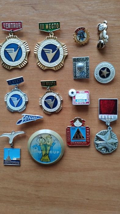 Значки на спортивну тематику