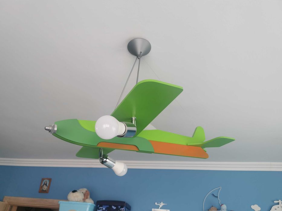 Żyrandol lampa samolot