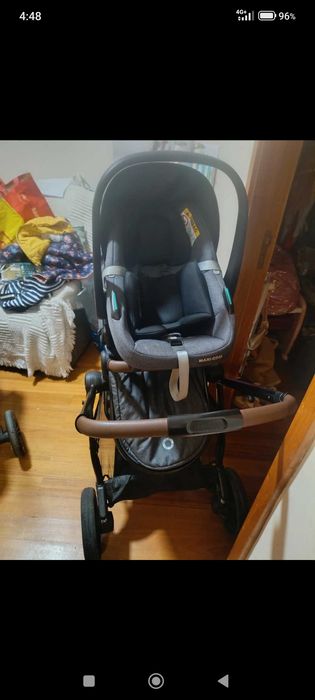 Baby stroller513649784065239041