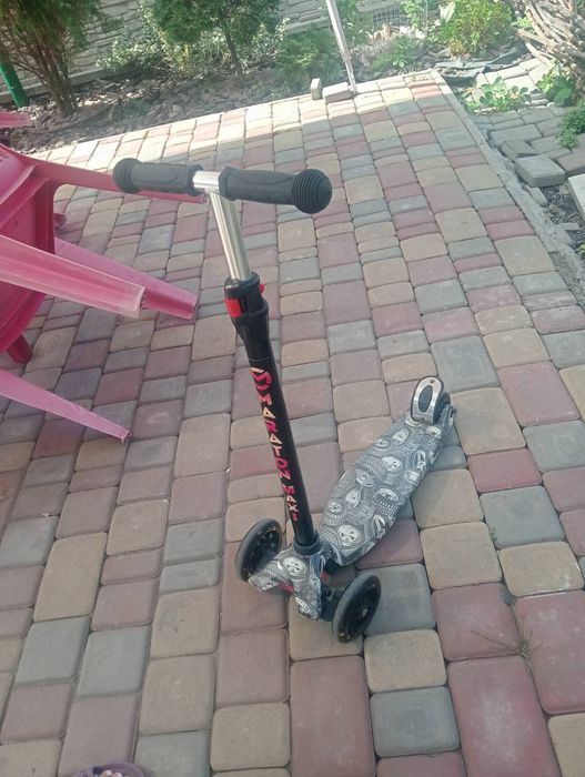 Самокат в чудовому стані
