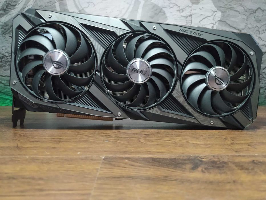 ЗНИЖКА! Відеокарта ASUS ROG Strix RTX 3090 20GB GDDR6X