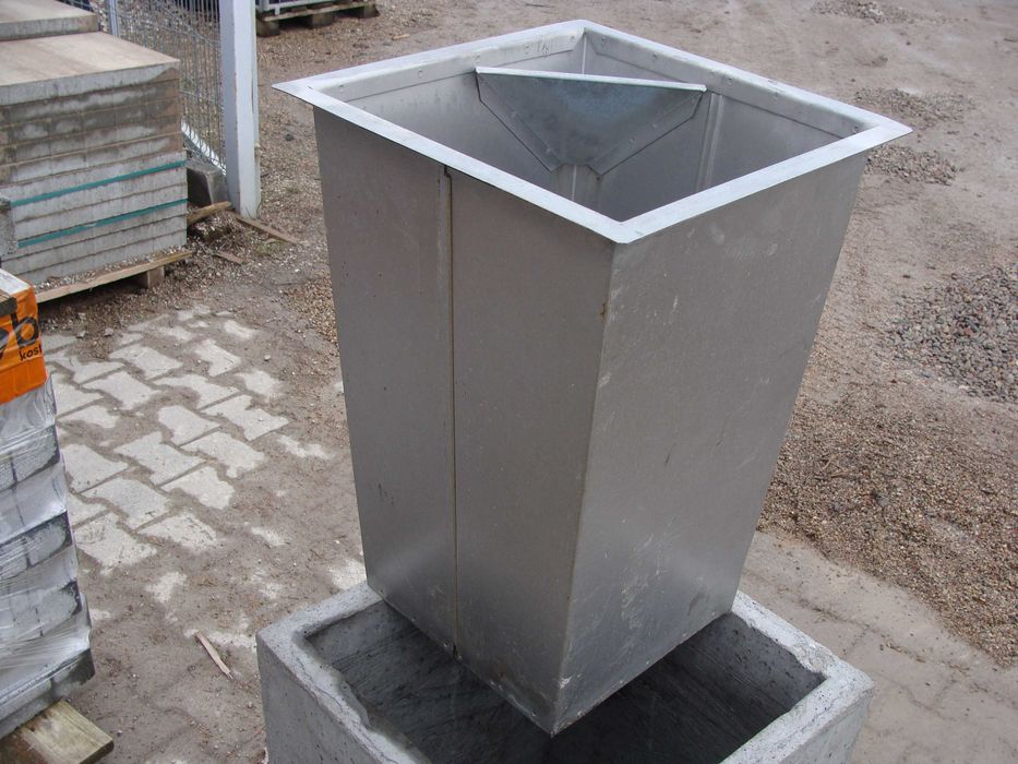 Kosz na śmieci betonowy 40x40x65, beton architektoniczny, szary