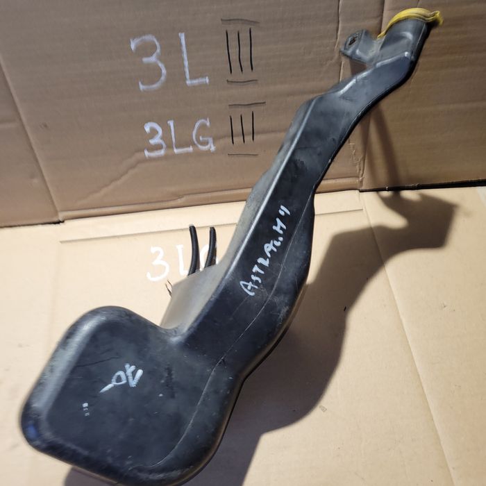 Zbiorniczek płynu spryskiwaczy opel astra III H 2005r