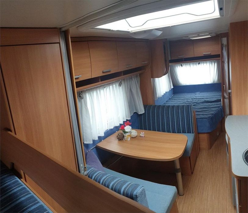 Caravana Knaus Sport 500 FDK 2013 - 3 Ambientes com Beliches