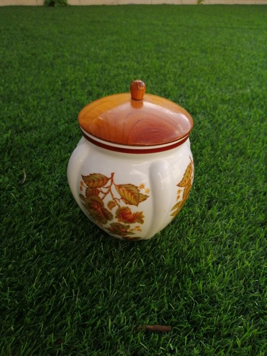 Pote para armazenamento