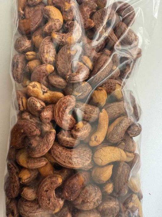 Кешью жареный соленый W180  Кешью смажений солоний опт