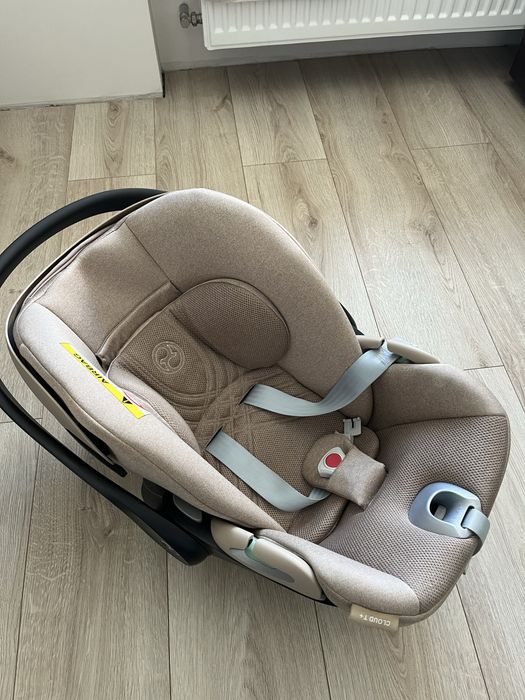 Автолюлька  Cybex Cloud T i-Size PLUS