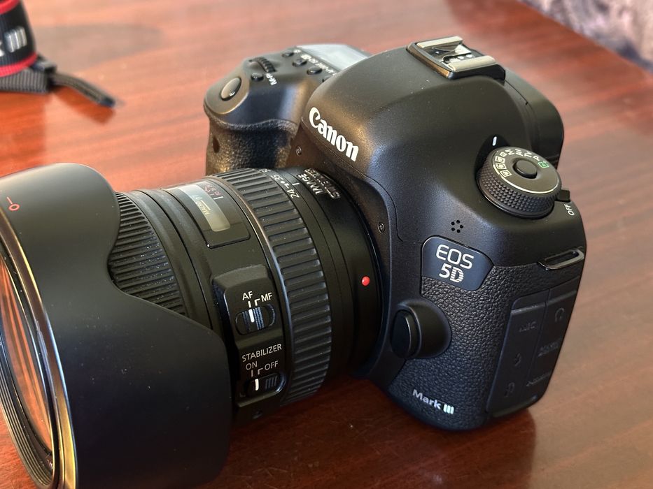 Canon 5D Mark III + об'єктив EF 24-105, нова: 34 500 грн