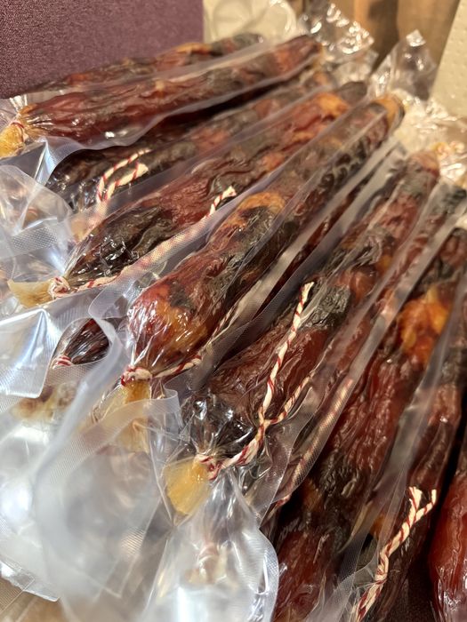 МАХАН (МИКС) Макеевский ( сыровяленая колбаса) ОПТ, розница.