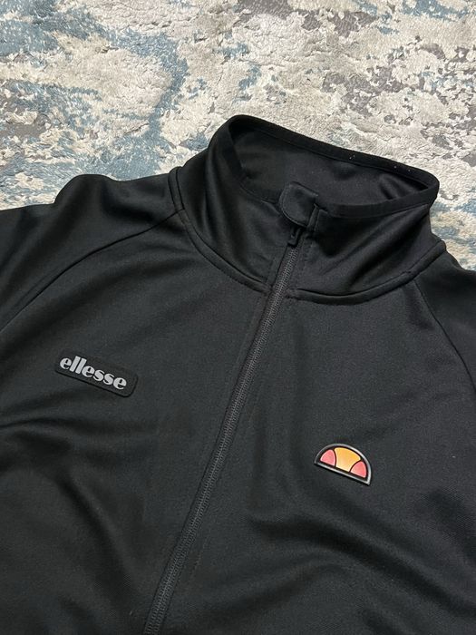 Олімпійка Ellesse