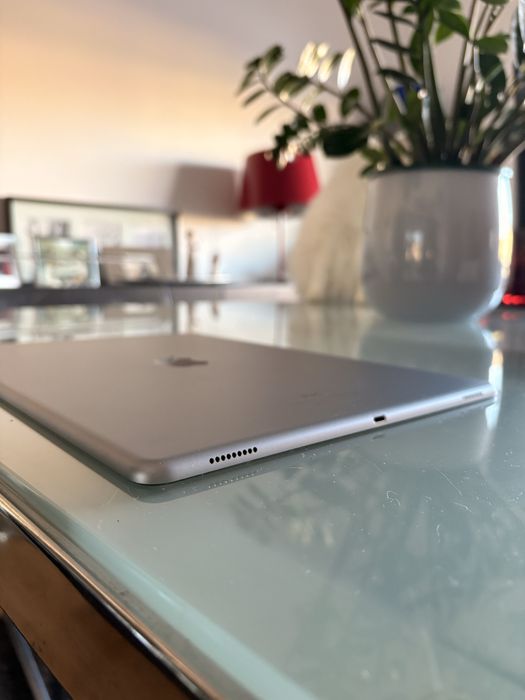 iPad Pro 12.9" (1.ª Geração) Wi-Fi – Excelente Estado + Teclado + Apple Pencil