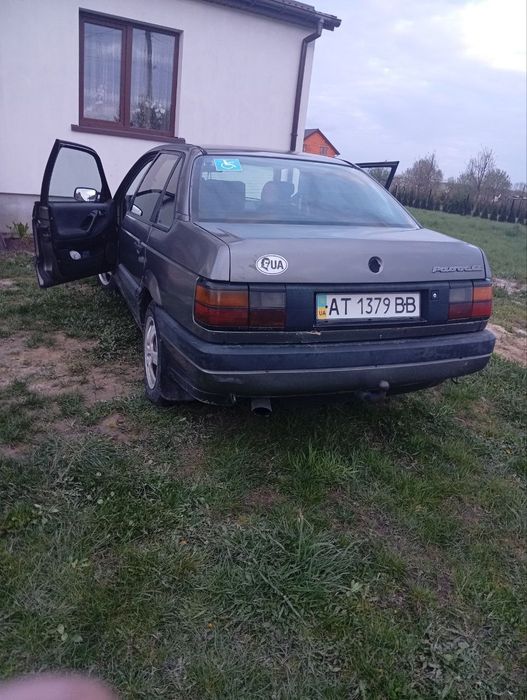 Продам пасатік б3