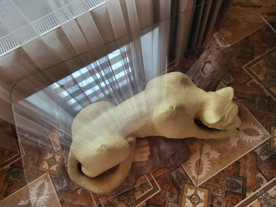 Стіл журнальний, скляний кавовий столик Пума