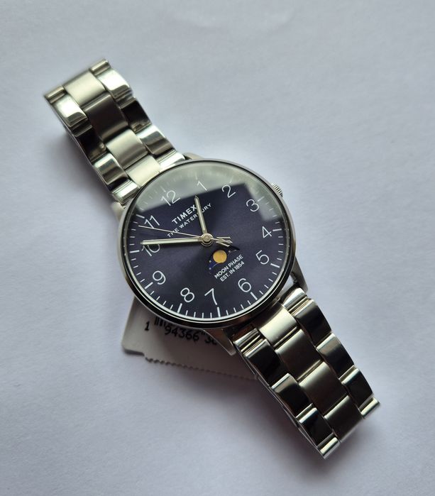 Zegarek Timex TW2W75700 Waterbury Classic Moonphase 40mm Stainless Steel Bracelet