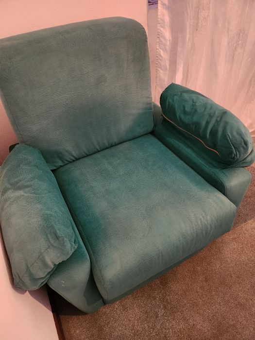 Sofás/ um cama e um  lugar