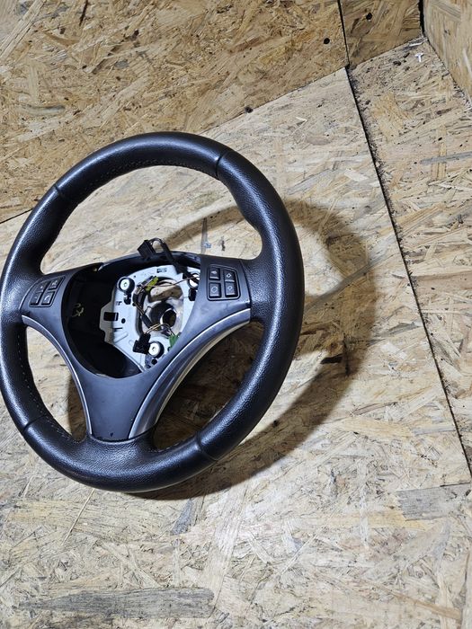 Kierownica Sport MPakiet Bmw E90 E91 E92 E93 multifunkcja obręcz