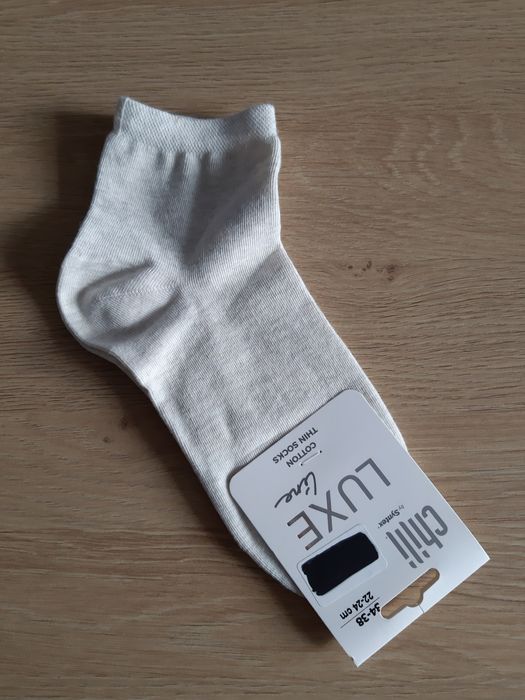 Nowe bawełniane skarpetki 22-24 cm