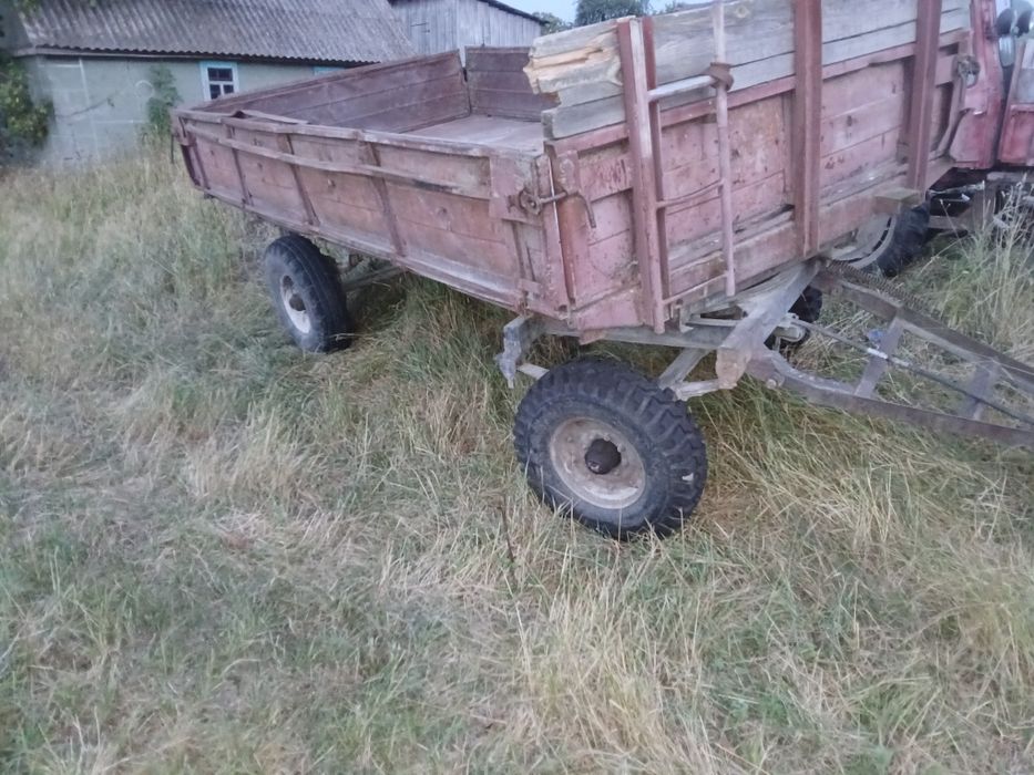 продам прицеп 2птс4 1350дол з документами