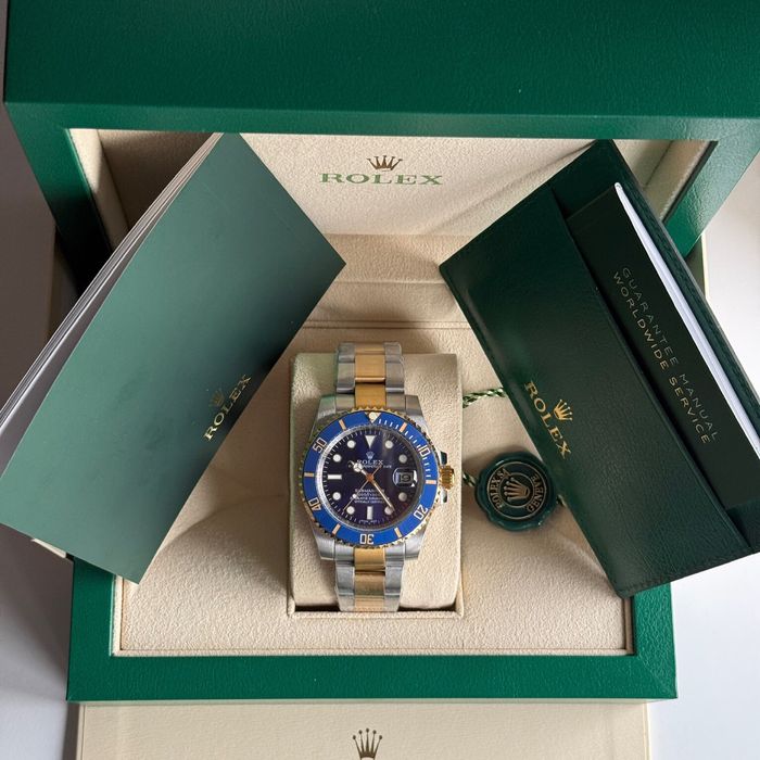 Rolex Submariner Black / Hulk / Bluesy