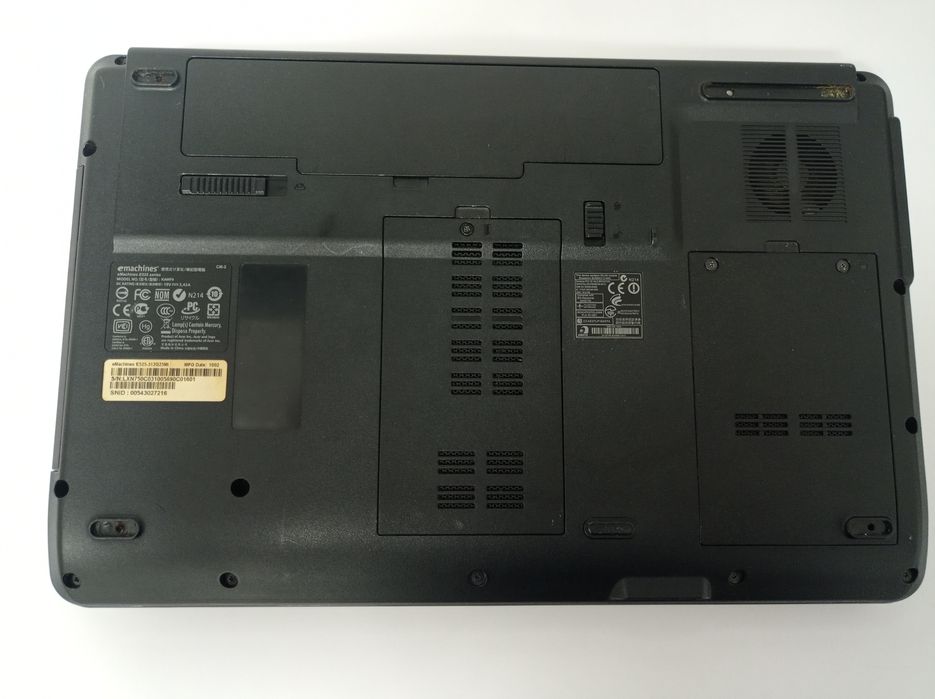 Ноутбук eMachines E525, проц 2-2,1., 3gb-ddr3, hdd- 250.