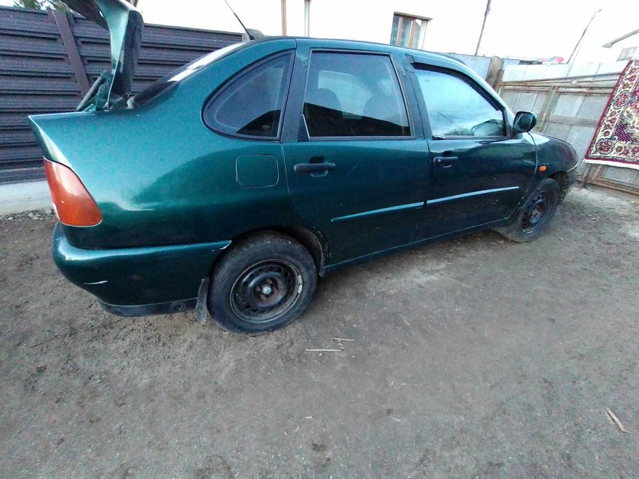 Продам Volkswagen Polo 1.4 газ бензин тільки переоформлення обмін мото