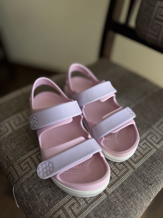 Босоніжки Crocs J2 для дівчинки