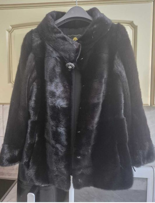 Норкова шуба автоледі