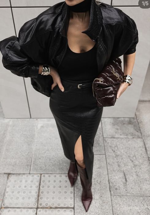 Продам спідницю з еко-шкіри бренд Kolosova