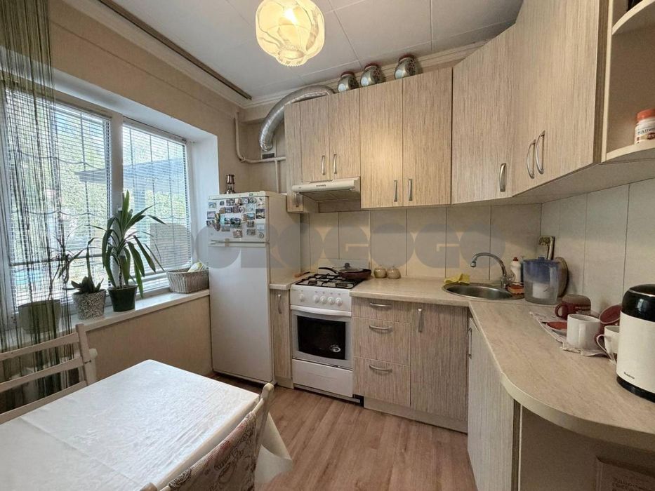 Продаж 2к, Ратушного 37, чешка, гарний стан, 49м2