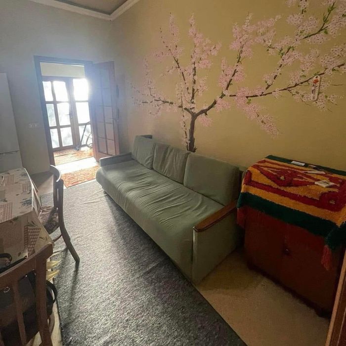 Частина будинку з місцем  для авто вільна з 12 лютого