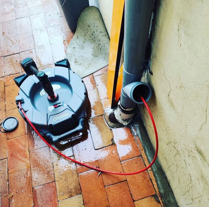 Canalizador / Reparações / Desentupimento/ canalização