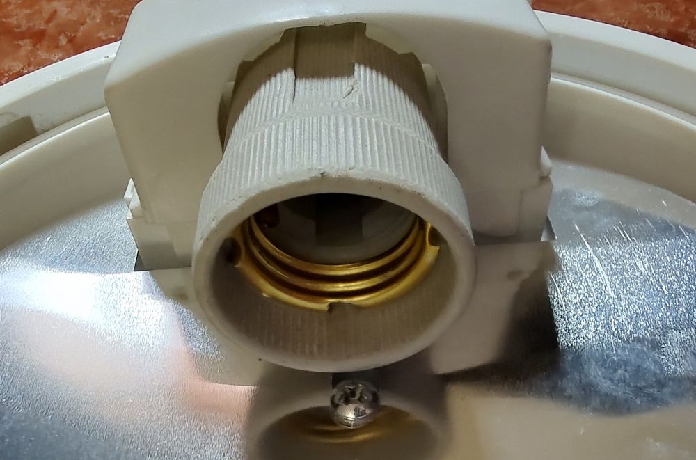 Candeeiro de casa de banho 22,5cm