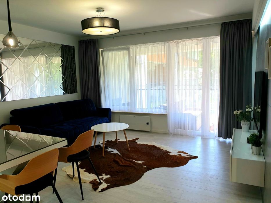 Przestronne mieszkanie z balkonem i garażem w apartamentowcu