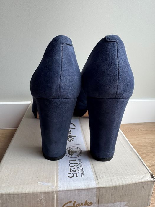 Туфлі Clarks на підборах