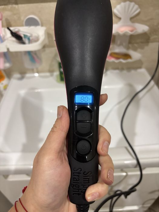 Продаю гребінець для випрямлення волосся