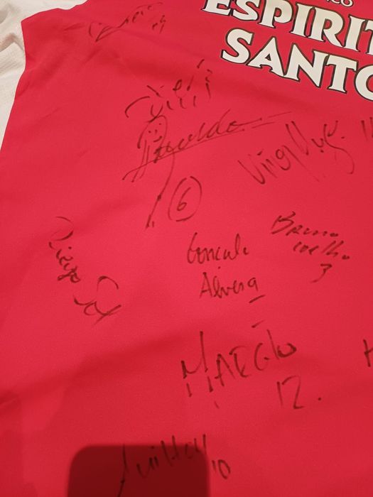 Camisola futebol Benfica assinada