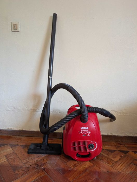 Aspirador ufesa ciceris 1400W
