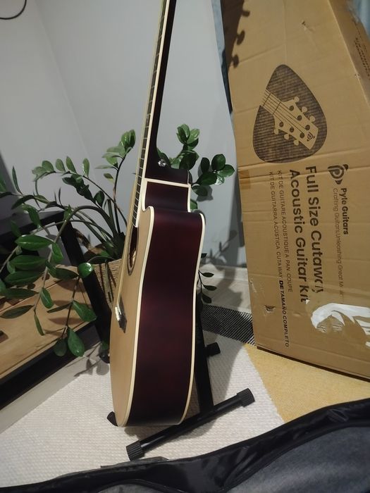 Gitara akustyczna 4/4 pyle