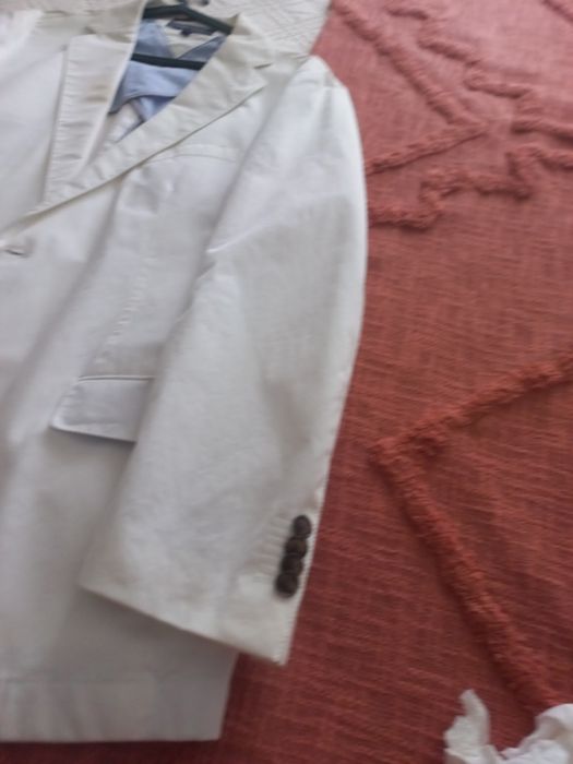 Blaser branco, da Tommy Hilfiger,tam. 52. Estado impecavel. Lindo