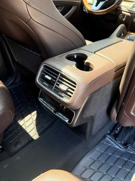 Mercedes-Benz GLS 450      2021