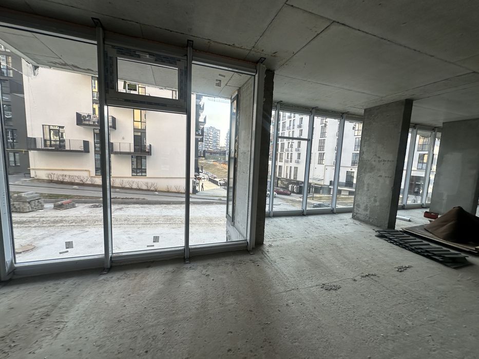 Продаж приміщення 200 м² під бізнес,фасад,Малоголосківська без комісії