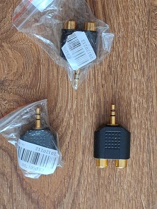 Безпровiдна клавiатура ,  перехідник jack 3,5mm - 2RCA.