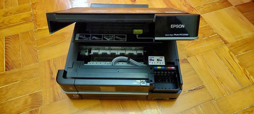 Impressora Wireless EPSON Stylus Photo PX720WD