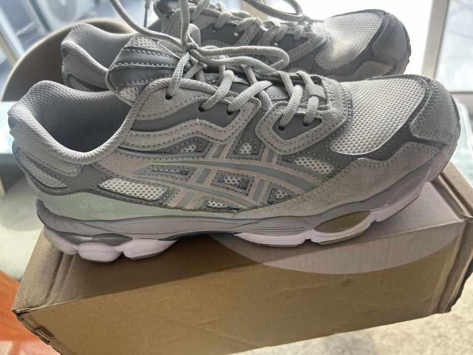 Sapatilhas Asics 44
