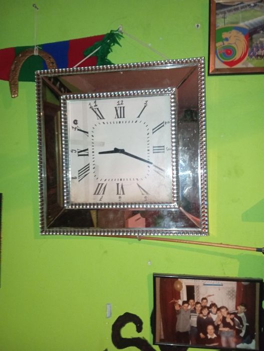 Zegar ścienny glamour