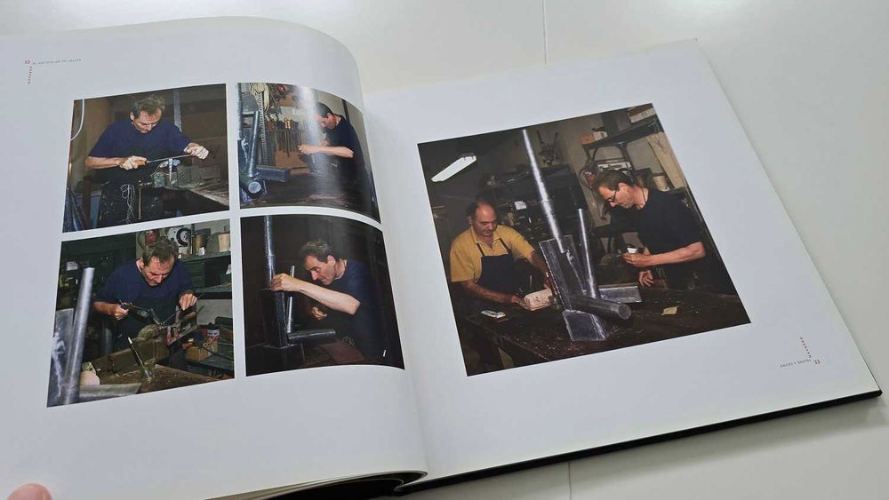 Livro de capa dura de pintura