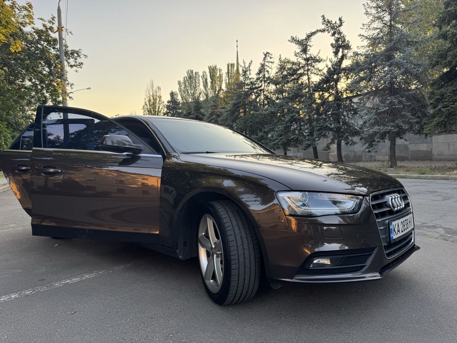 Audi A4 2012 VIN WAUZZZ8K6DA057811 фото оголошення 4 з 20