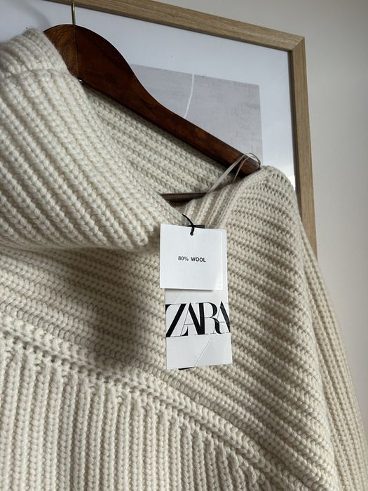 Sweter kremowy Zara wełniany rozmiar S wełna