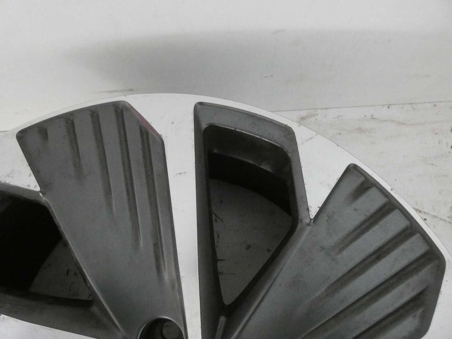 SEAT ARONA Alufelga 5x100 7J ET47 R18 KJ7 6F9 6F9601025G Gorlice